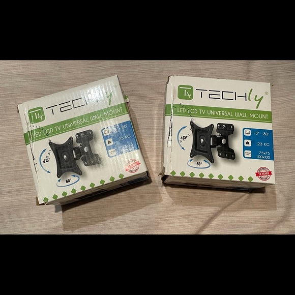 BNIB Tilting TV/Computer Screen Wall Mount - Picture 1 of 3